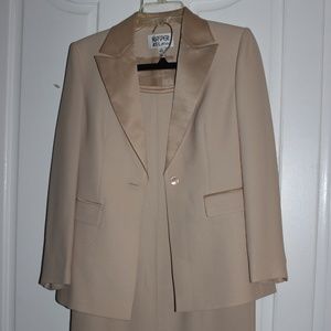 Kasper 2 piece business suit